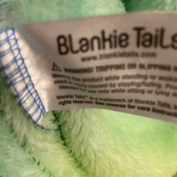 BlankieTails mermaid blanket - Picture 3 of 6